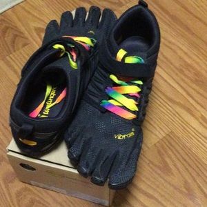 VIBRAM FIVEFINGERS